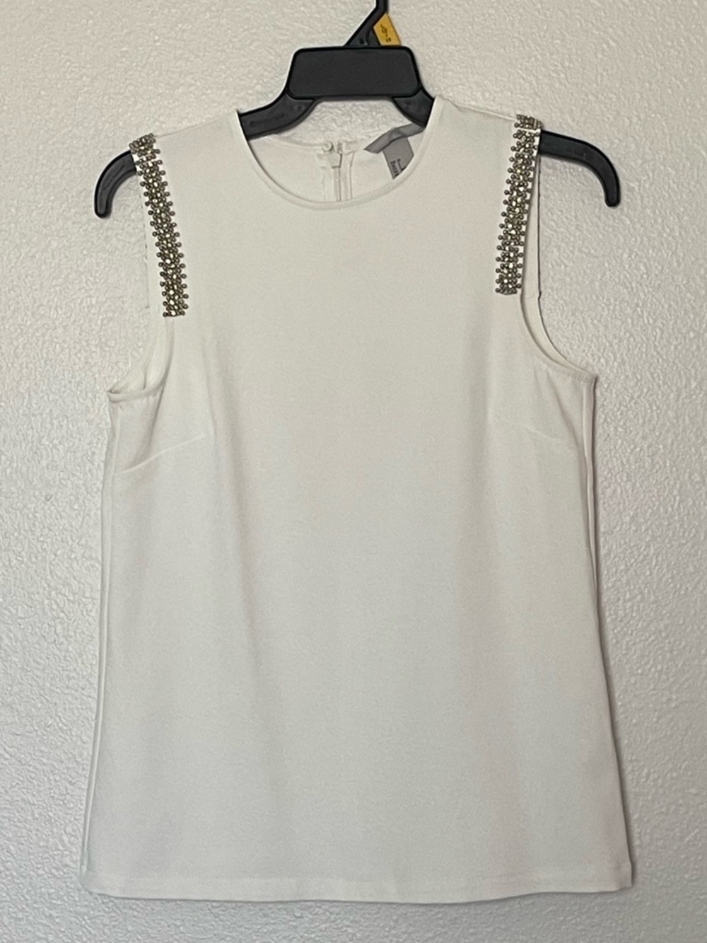 H&M White Sleeveless Camisole with Shoulder Stud Embellishments